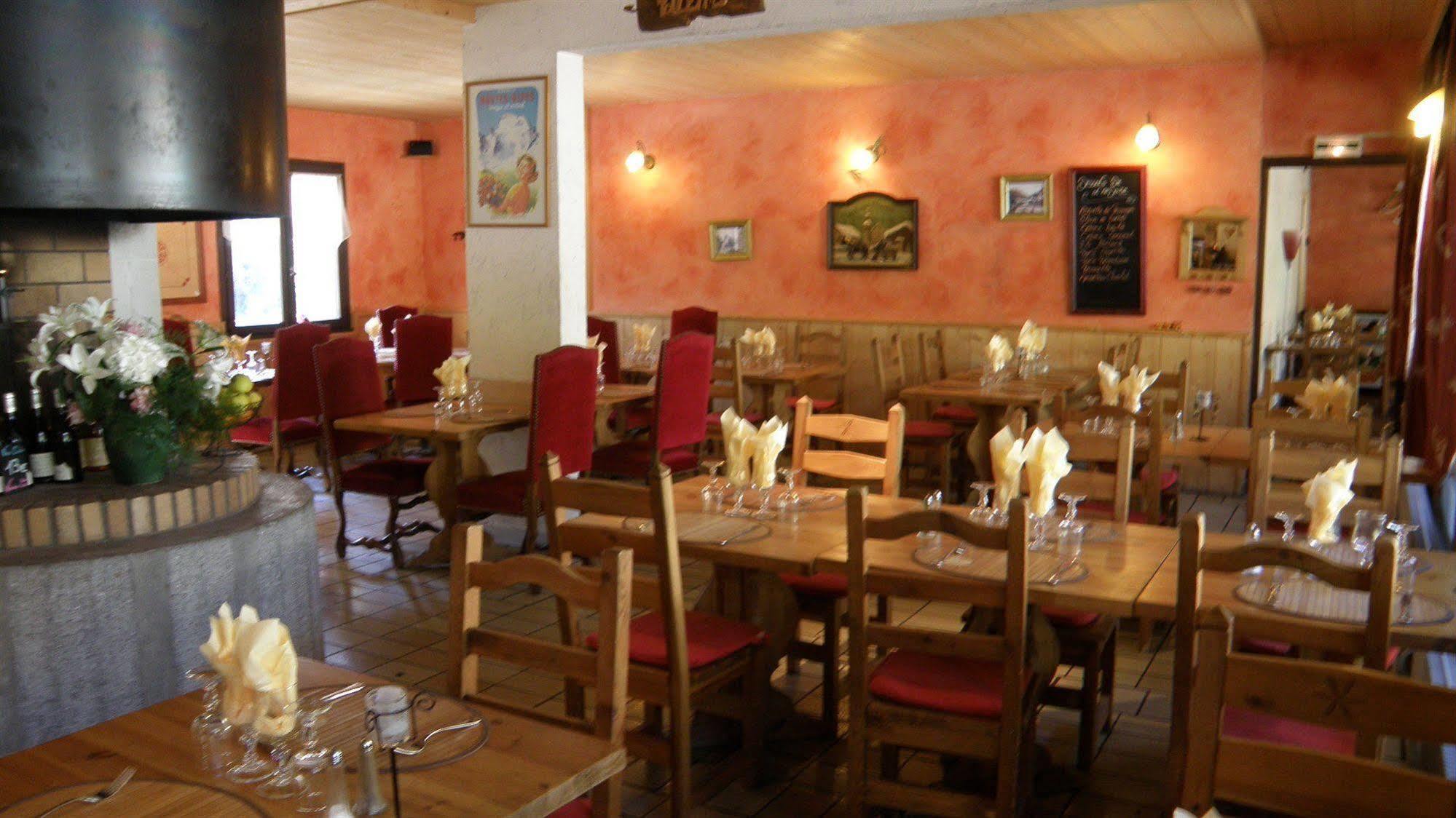 Hotel Les Vallois วาหลุยส์ ภายนอก รูปภาพ